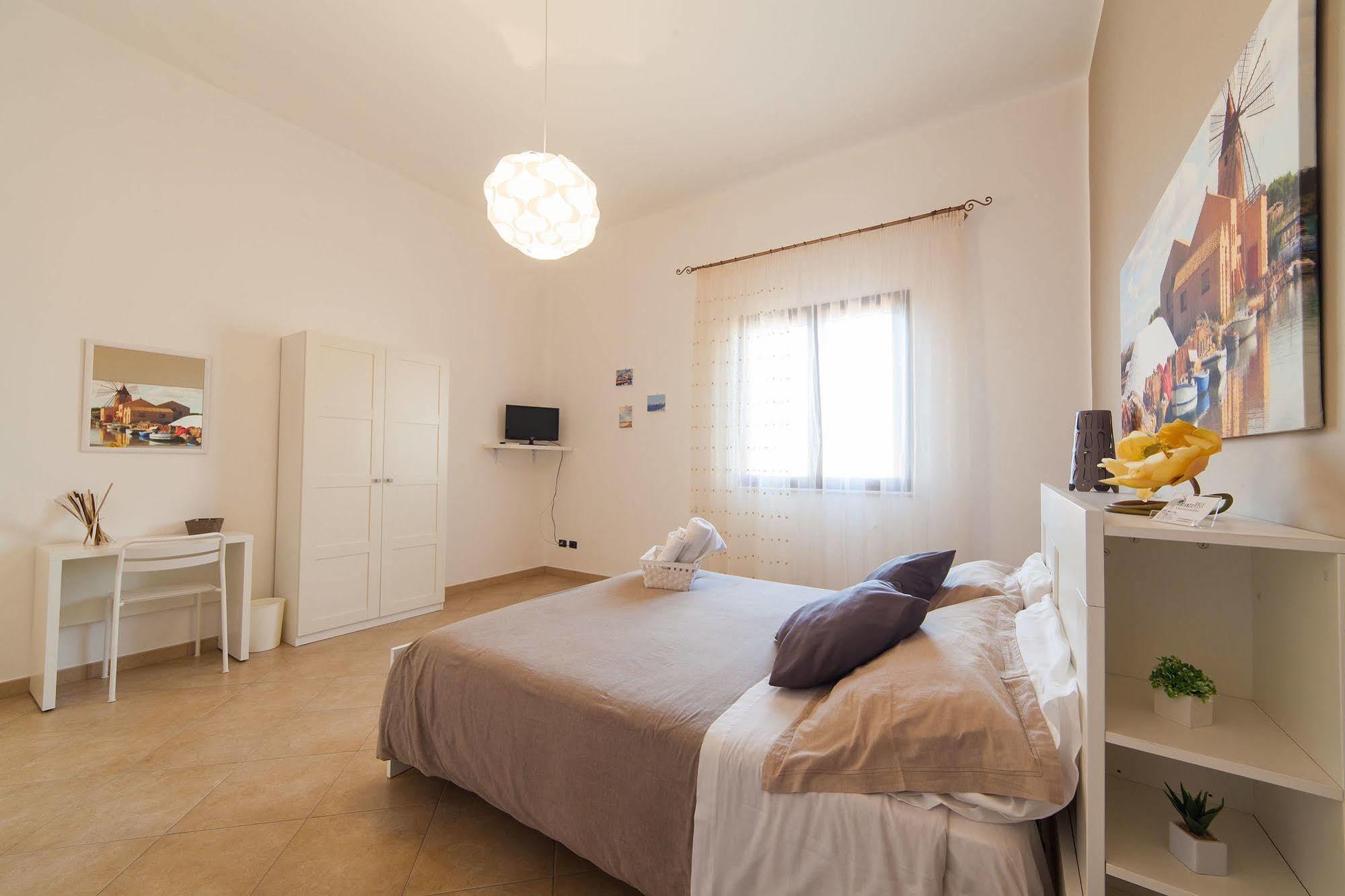 Bed and Breakfast Bianco Sale Trapani à Rilievo Extérieur photo